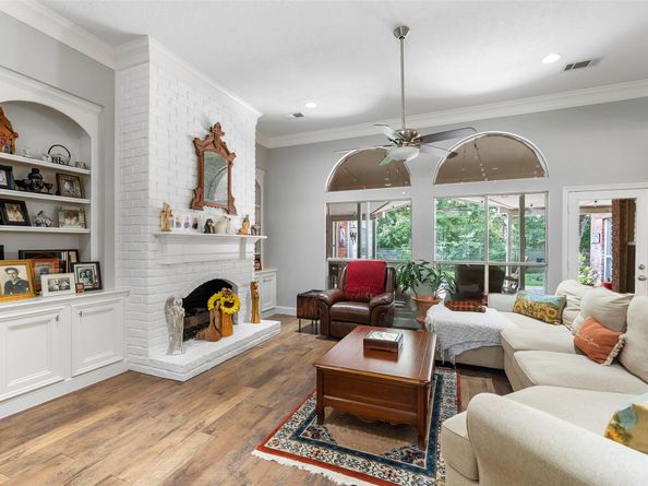 1523 Lofty Maple Trail Trail, Kingwood TX 77345