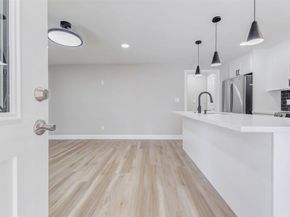 1054 Dewalt Street, Houston TX 77088