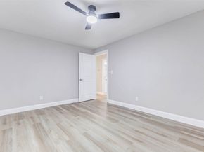 1054 Dewalt Street, Houston TX 77088