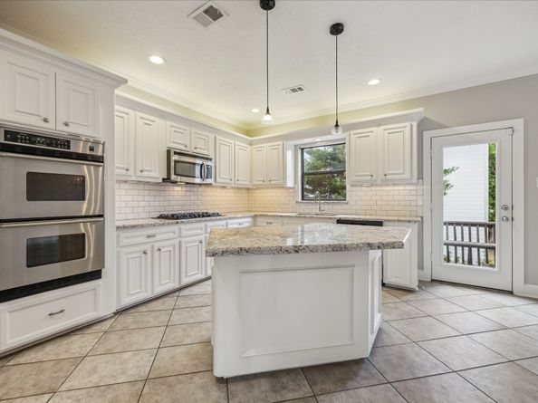 2817 Newman Street, Houston TX 77098