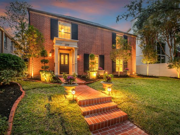 2019 Bissonnet Street, Houston TX 77005