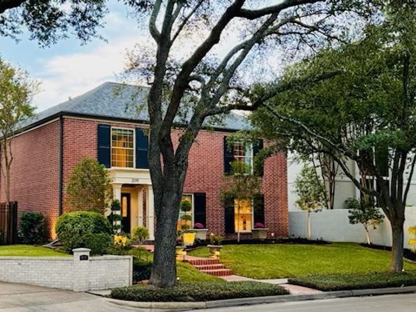 2019 Bissonnet Street, Houston TX 77005