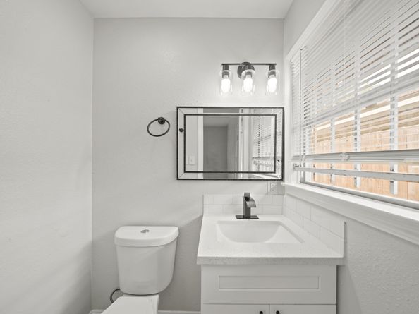 6219 SIMSDALE Street, Houston TX 77087