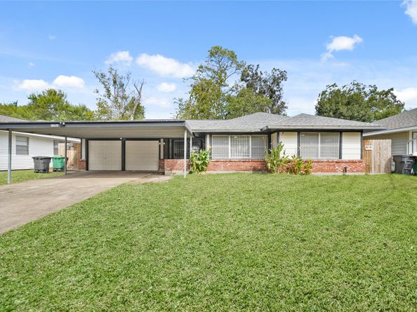 6219 SIMSDALE Street, Houston TX 77087