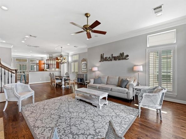 625 Hartman St Street, Houston TX 77007