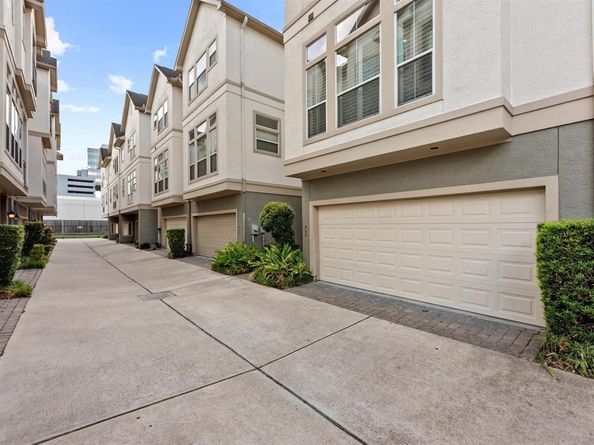 625 Hartman St Street, Houston TX 77007