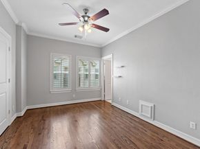 625 Hartman St Street, Houston TX 77007