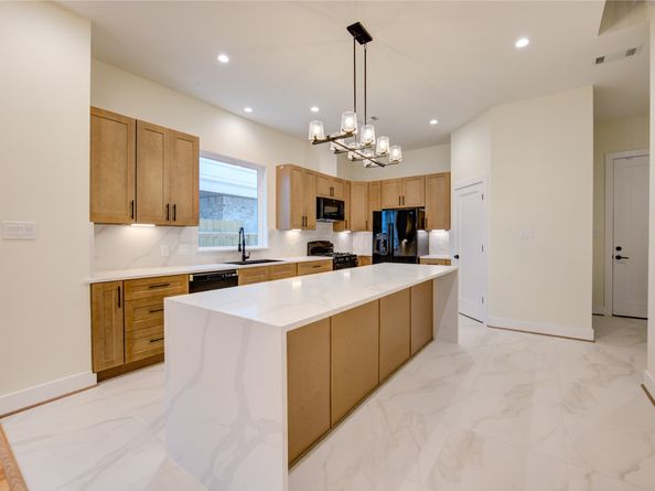 1810 Hazard Street A, Houston TX 77019