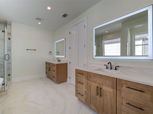 1810 Hazard Street A, Houston TX 77019