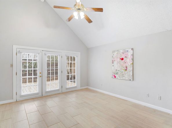 12800 Briar Forest Drive 48, Houston TX 77077