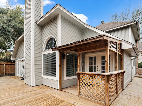 12800 Briar Forest Drive 48, Houston TX 77077