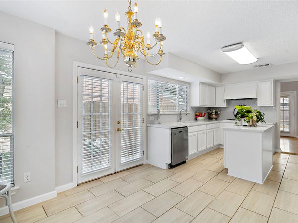 12800 Briar Forest Drive 48, Houston TX 77077