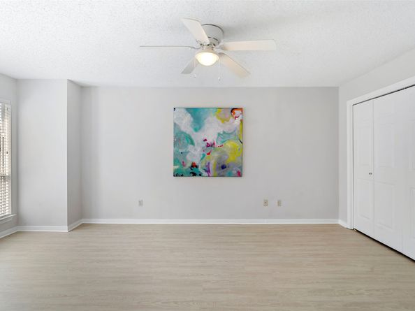 12800 Briar Forest Drive 48, Houston TX 77077