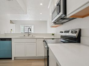 2800 Jeanetta Street 203, Houston TX 77063