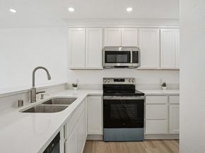 2800 Jeanetta Street 203, Houston TX 77063