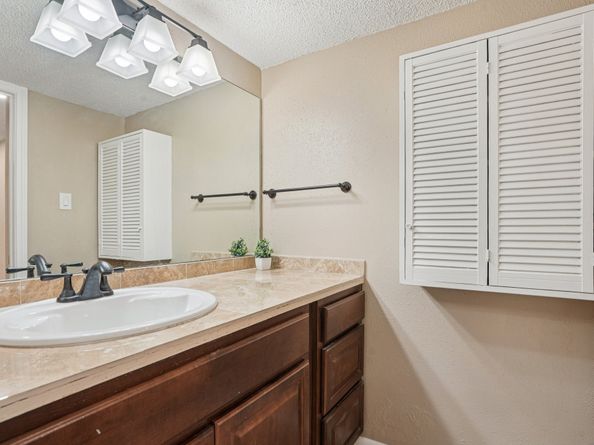 2800 Jeanetta Street 203, Houston TX 77063