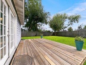 6915 Jalna Street, Houston TX 77055