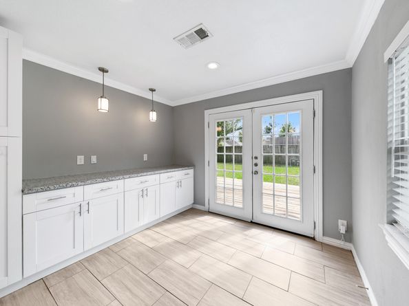 6915 Jalna Street, Houston TX 77055