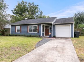 6915 Jalna Street, Houston TX 77055