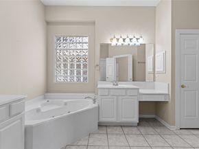 83 Robindale Circle, Conroe TX 77384