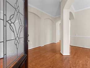 83 Robindale Circle, Conroe TX 77384