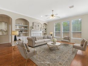 83 Robindale Circle, Conroe TX 77384