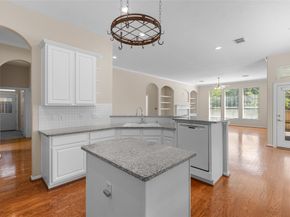 83 Robindale Circle, Conroe TX 77384