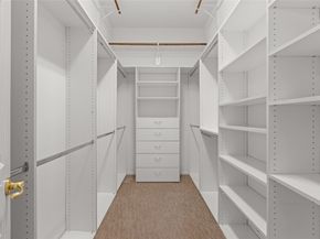 83 Robindale Circle, Conroe TX 77384