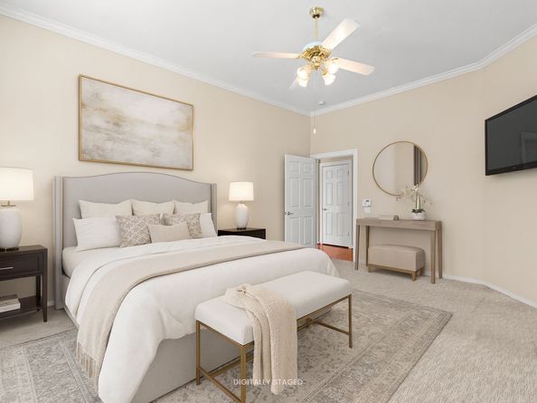 83 Robindale Circle, Conroe TX 77384