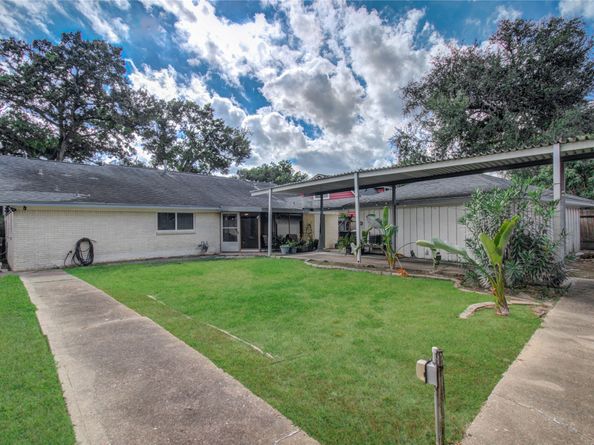8119 Springtime Lane, Houston TX 77075