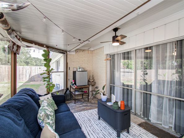 8119 Springtime Lane, Houston TX 77075
