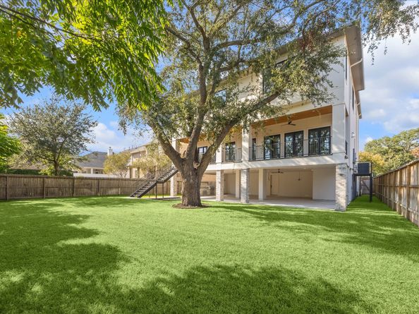 3735a Tartan Lane, Houston TX 77025