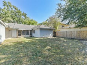 15339 Glenwood Park Drive, Houston TX 77095