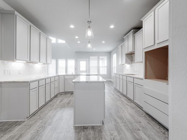 3215 Bushy Hawthorne Drive, Conroe TX 77301