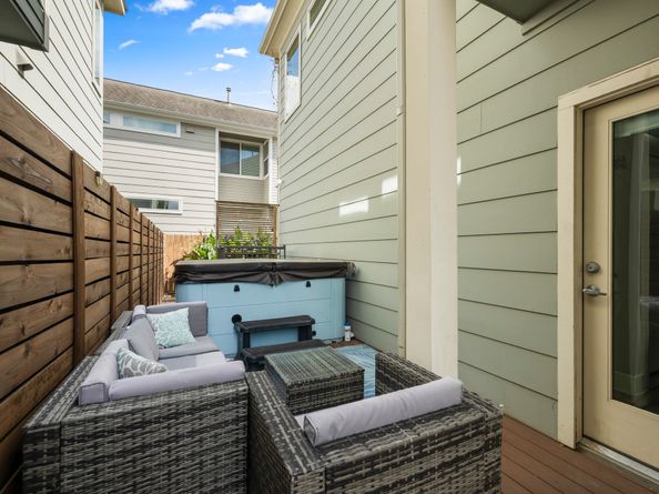 2302 Wipprecht Street, Houston TX 77020