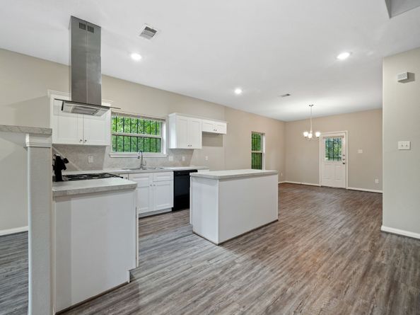 4510 Mayflower Street A/B, Houston TX 77051