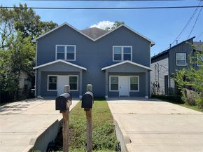 4510 Mayflower Street A/B, Houston TX 77051