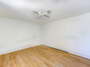 6401 Deihl Road 505, Houston TX 77092