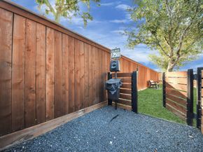 949 Lilly Flower Lane, Houston TX 77091