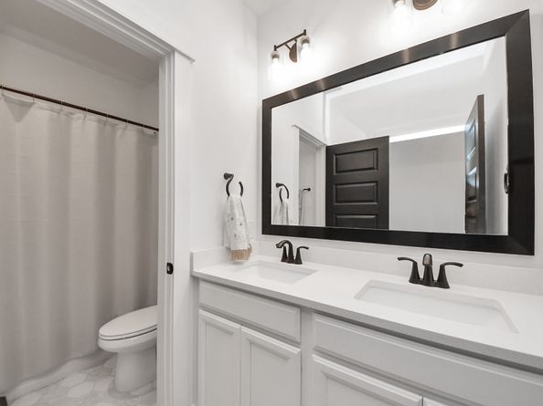 949 Lilly Flower Lane, Houston TX 77091