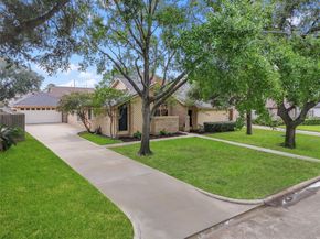 2618 Fontana Drive, Houston TX 77043