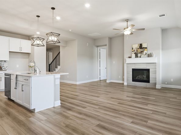 21450 Petherton Drive, Tomball TX 77375