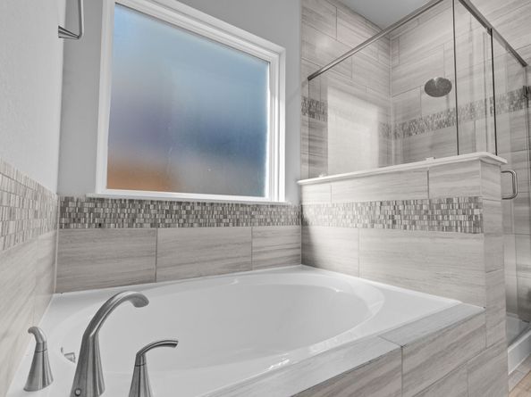 21450 Petherton Drive, Tomball TX 77375