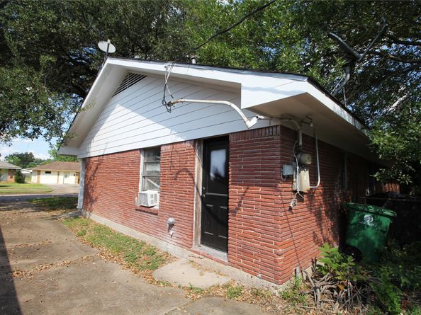 7946 Glenlea Street, Houston TX 77061