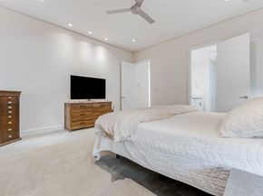 5502 Paraiso Place, Houston TX 77091