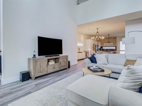 5502 Paraiso Place, Houston TX 77091