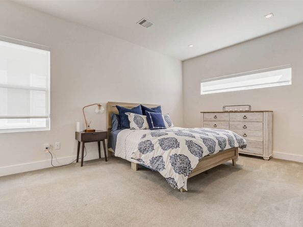 5502 Paraiso Place, Houston TX 77091
