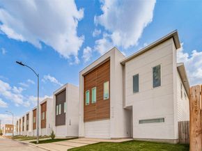 5502 Paraiso Place, Houston TX 77091