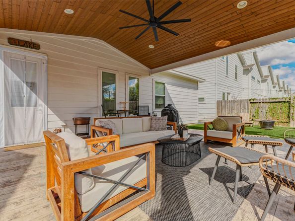 5502 Paraiso Place, Houston TX 77091