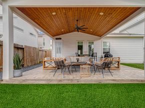 5502 Paraiso Place, Houston TX 77091